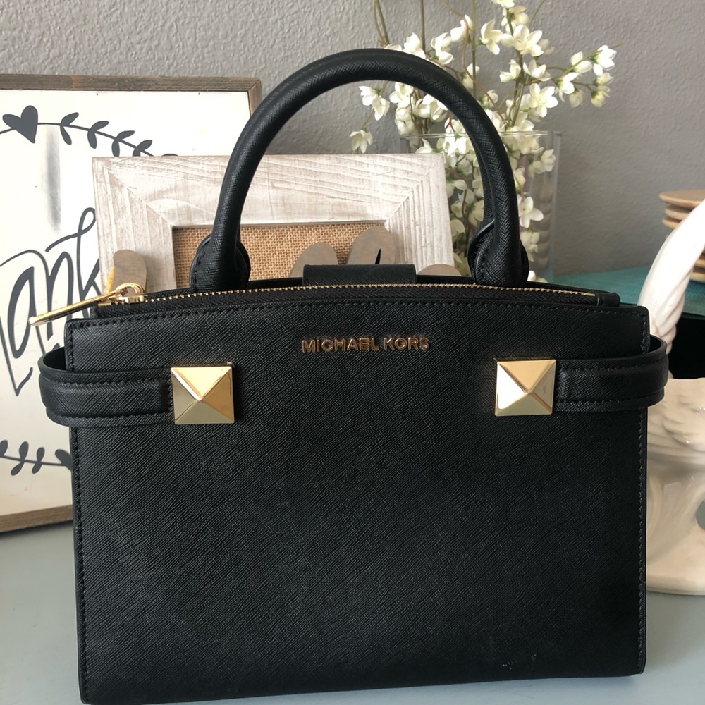 Michael Kors  small tote in black.